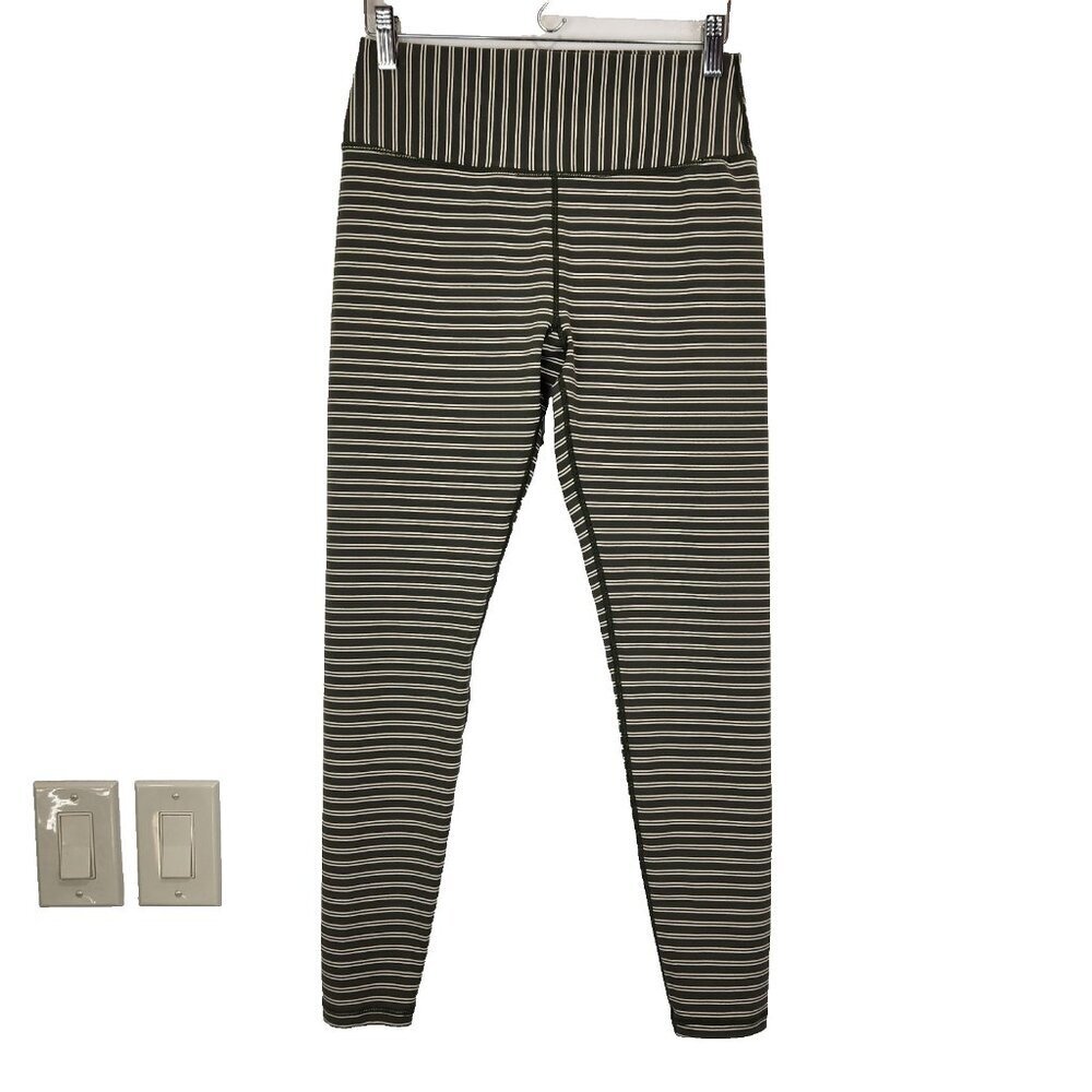 Glyder Sultry Figure Enhancing Leggings Womens L Moss Oatmilk‎ Striped Active